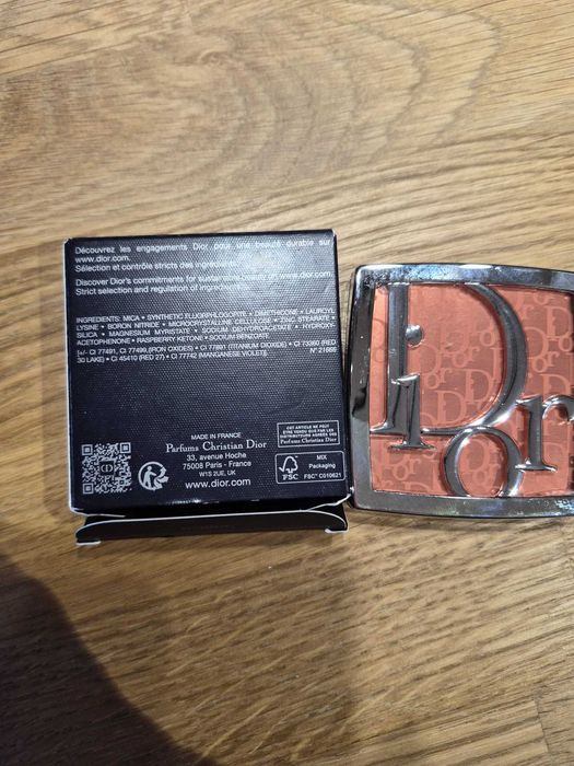 Orginalny róż Dior