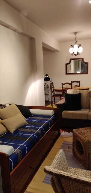 Apartamento T1 para Arrendar em Paço D’ Arcos, junto da praia