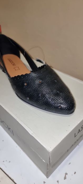 Buty damskie Lasocki nowe, nieuzywane, czarne, z metka