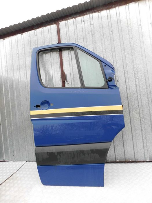 Mercedes Sprinter 906 VW Crafter drzwi prawe pasażera przód NIEBIESKIE