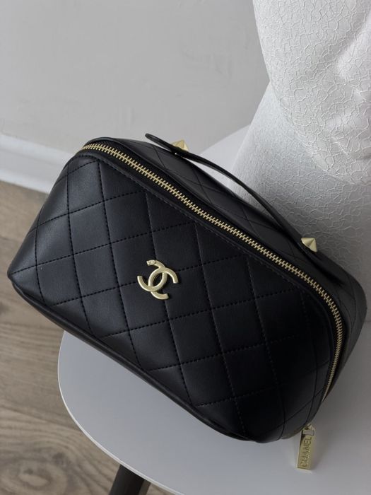 Косметичка жіноча