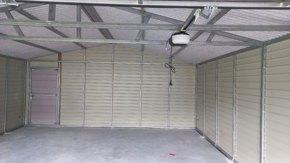 6x8 garaż blaszany drewnopodobny