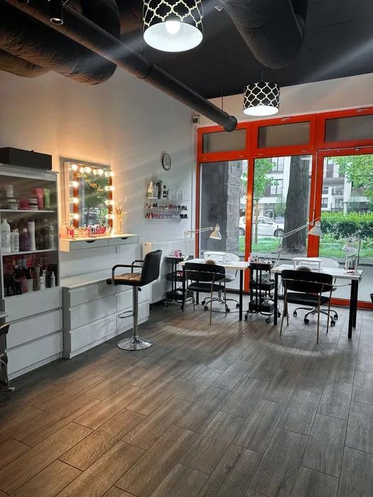 Odstąpię salon urody na Woli
