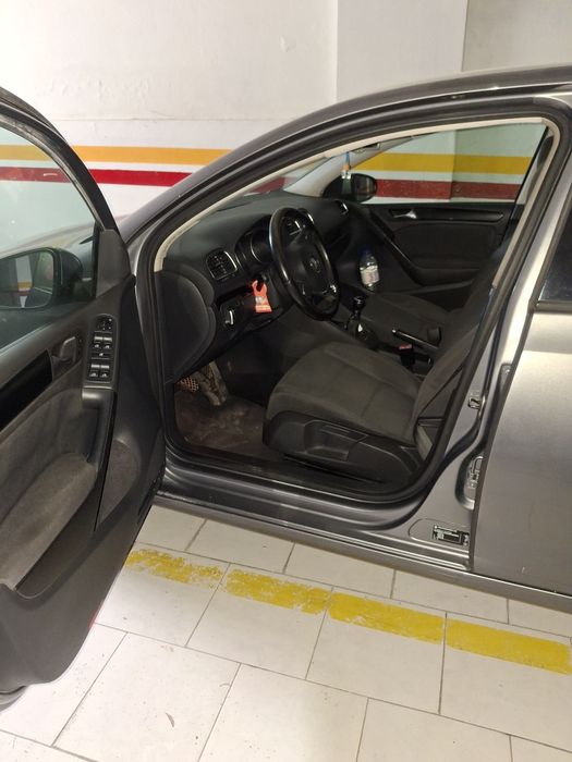 Volkswagen Golf VI