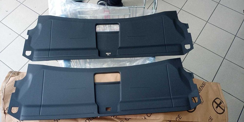 Планка дефлектор накладка радіатора АУДИ Q3 11-18 audi ку кю кью авди