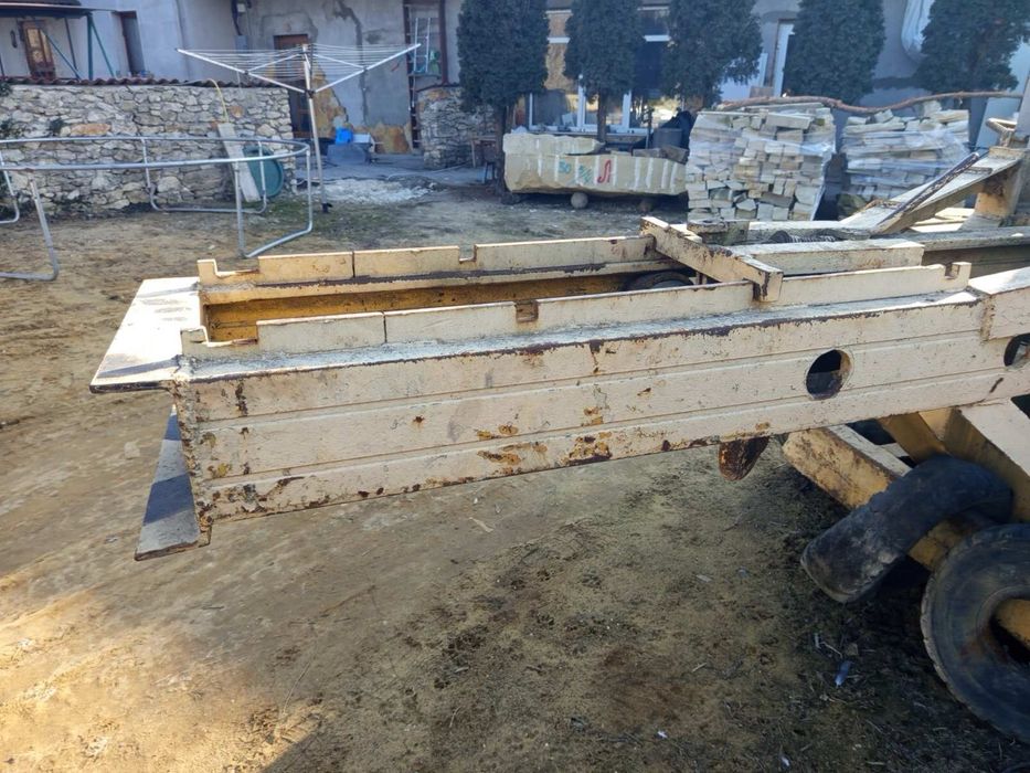 Львівський навантажувач 7 т