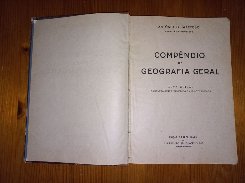 Livros geografia e mapas