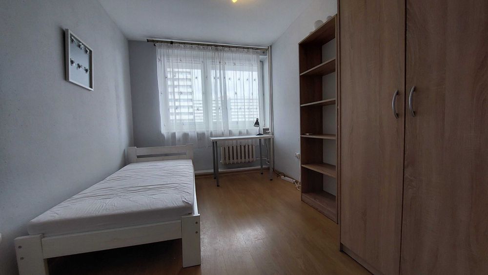 duży pok. 1 os  z balkonem K-ce Os. Tysiąclecia