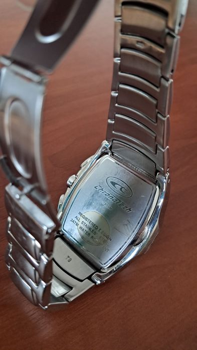 Годинник Chronotech (Італія).