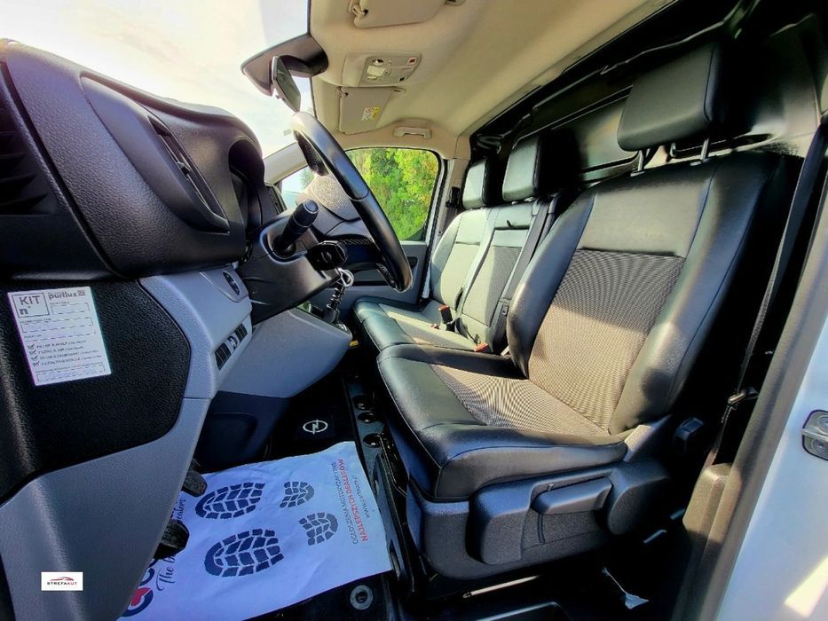 Opel VIVARO  3 osoby, NAVI,Kamera,Gwarancja !!