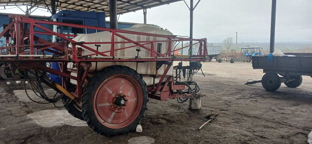 Продам обприскувач ОПШ 3000ПЕ