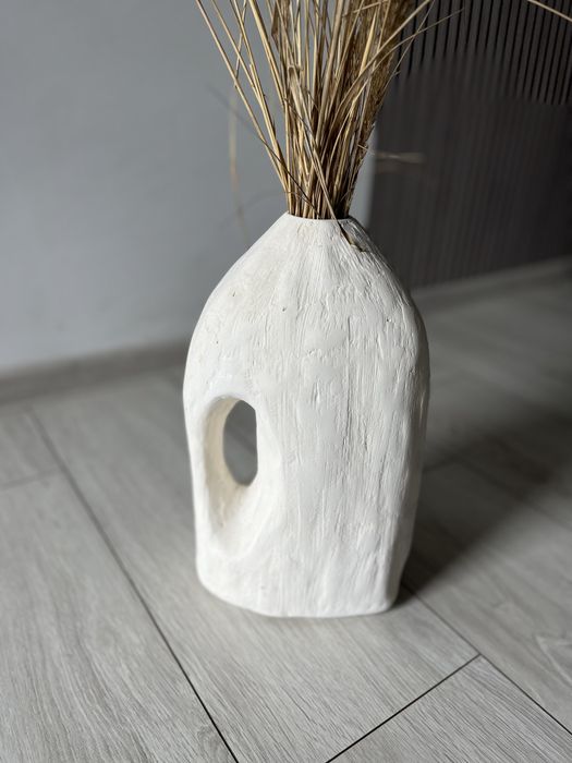 Ręcznie robiony wazon gipsowy + trawa gratis