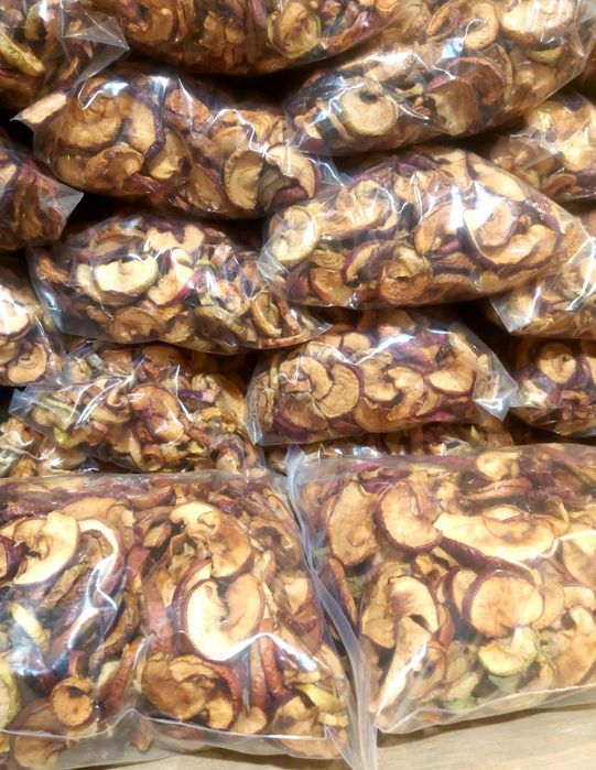 Сушені яблука. Врожай 2025 р. Сушка.