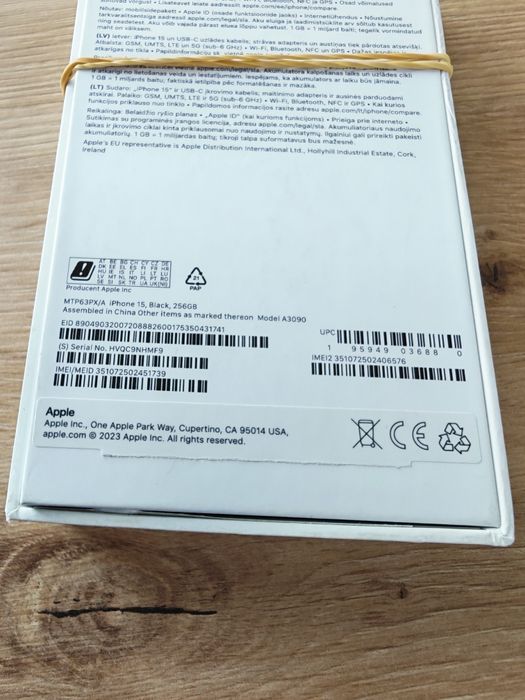 iPhone 15, 256GB, Black, stan idealny