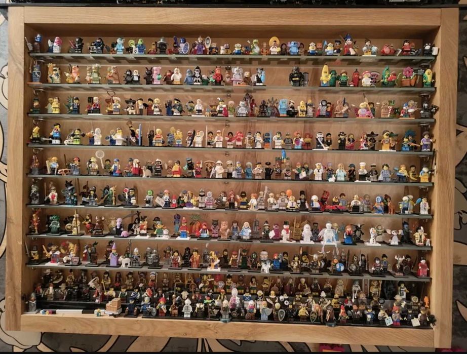 Potężna witryna na figurki LEGO lub inne kolekcje