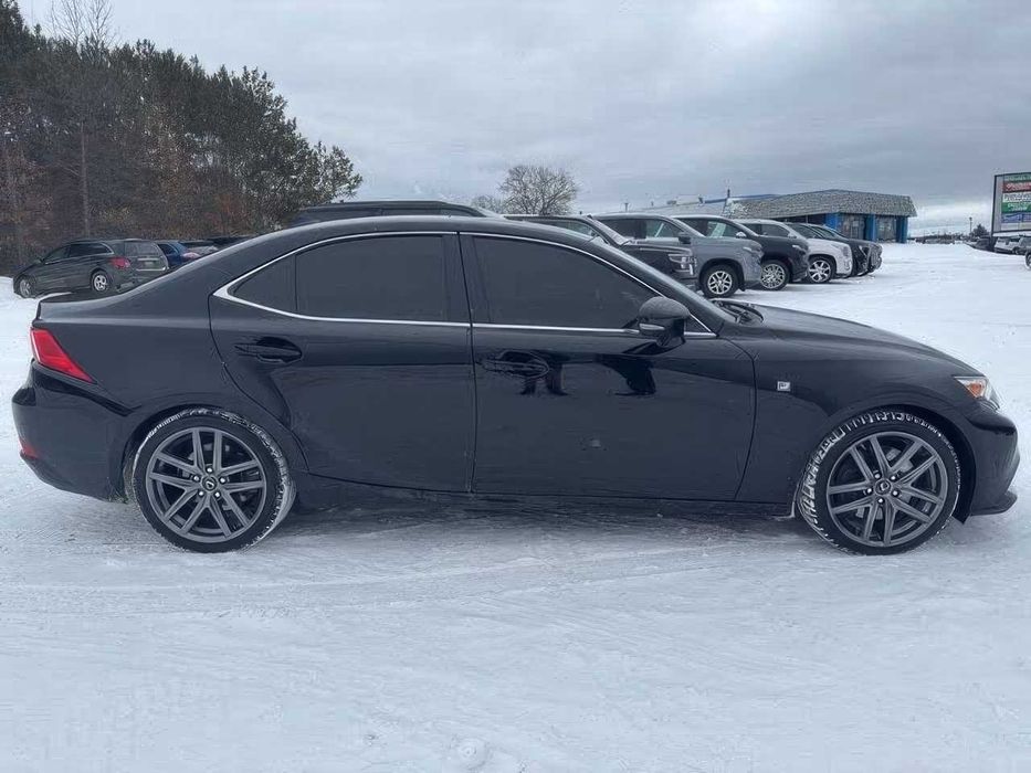 Lexus IS 300      2016