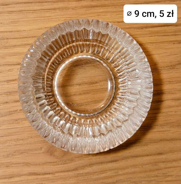 Mała, kryształowa popielniczka retro PRL (okrągła)