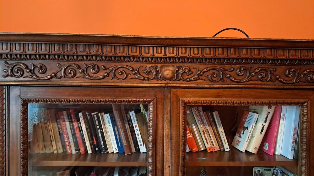 Monumentalny Komplet Gabinetowy – Lity Orzech, Antyk, Neorenesans