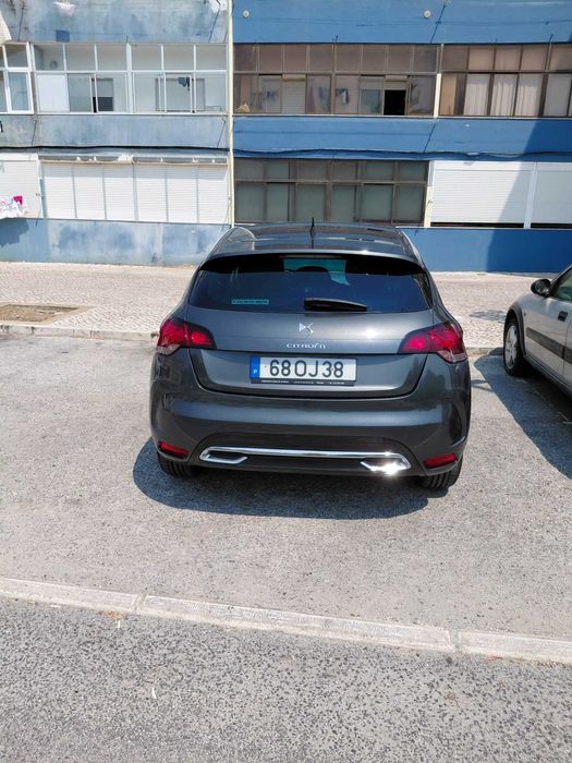 Citroen DS4 de 2014 diesel — photo 2