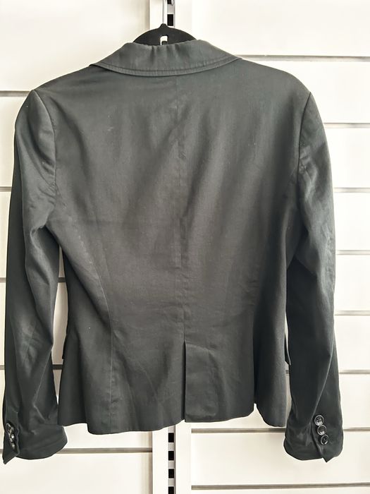 Blazer Zara Basic Preto – Elegante e Versátil