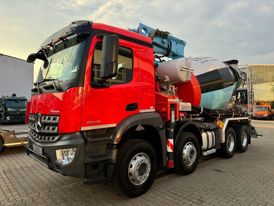 Mercedes-Benz Arocs 3243 8x4 EURO6 POMPOGRUSZKA PUTZMEISTER TMM 24-3  1299 mth, Stan idealny, zdalne sterowanie, opony 80-90%