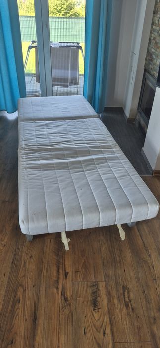 Fotel rozkladany na ķólkach