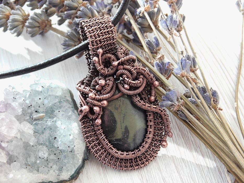 Wisiorek, jaspis kambaba, miedź, wire wrapping
