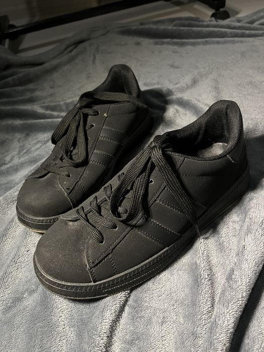 Кросівки жіночі чорні