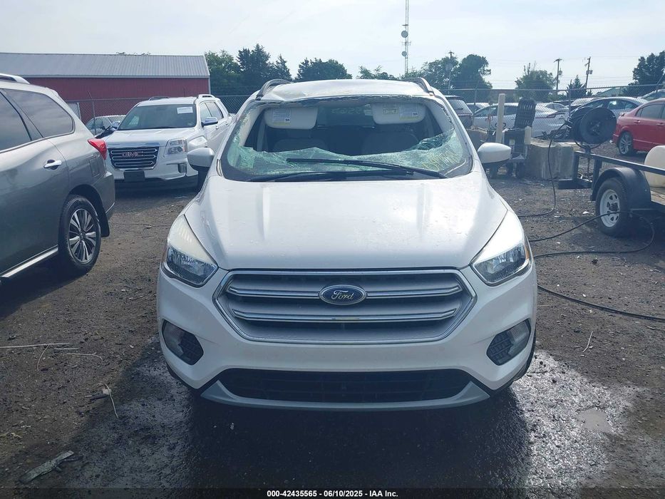 Ford Escape MK3 Форд Эскейп МК3 Focus Fusion разборка шрот запчасти.