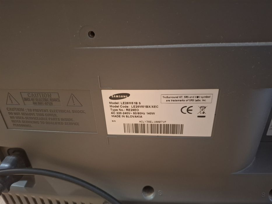 TV Samsung a funcionar, mas sem comando