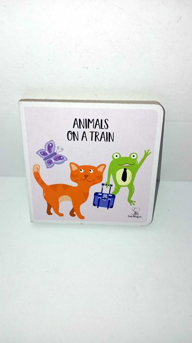 Animals on Train - livro em Inglês