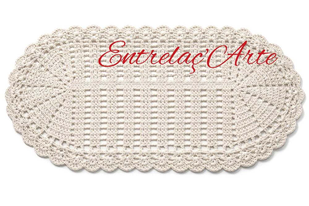 Caminho de Mesa em Crochê