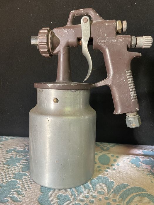 Pistolas de Pintor447268409742479361