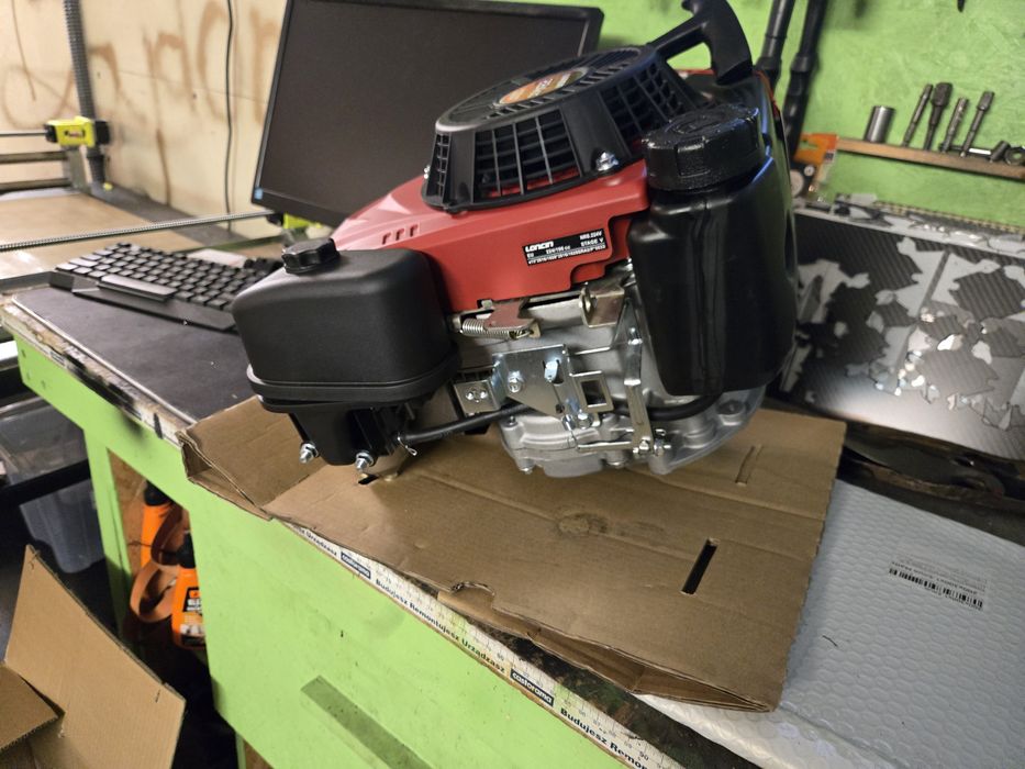 Silnik Loncin LC1P75F 22,22x62mm żeliwna tule