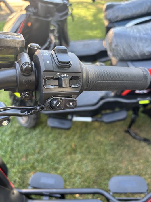 Електроскутер Corso Widget 2500W 72V/32Ah ЛІТІЙ-ЗАЛІЗО-ФОСФАТНА  БАТАР