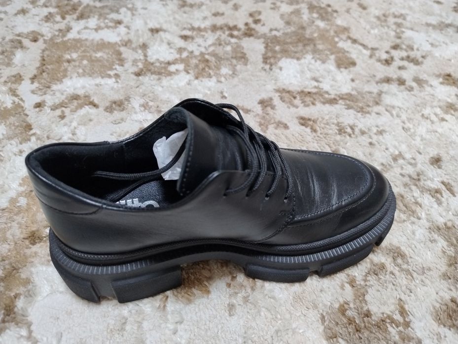 Продам шкіряні лофери