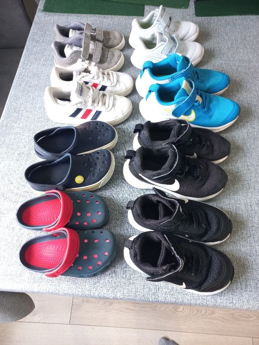 Vende se lot  sapatos  Nike,adidas  Crocs