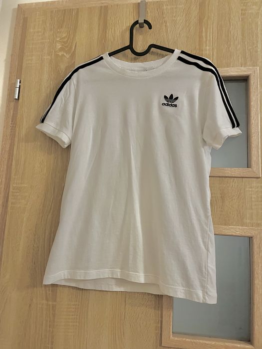 Bluzka koszulka T-shirt Adidas z paskami nieużywana bez metki