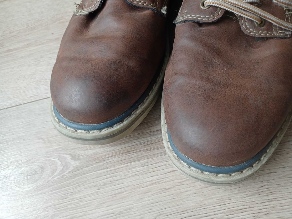 buty młodzieżowe/męskie rozm. 40