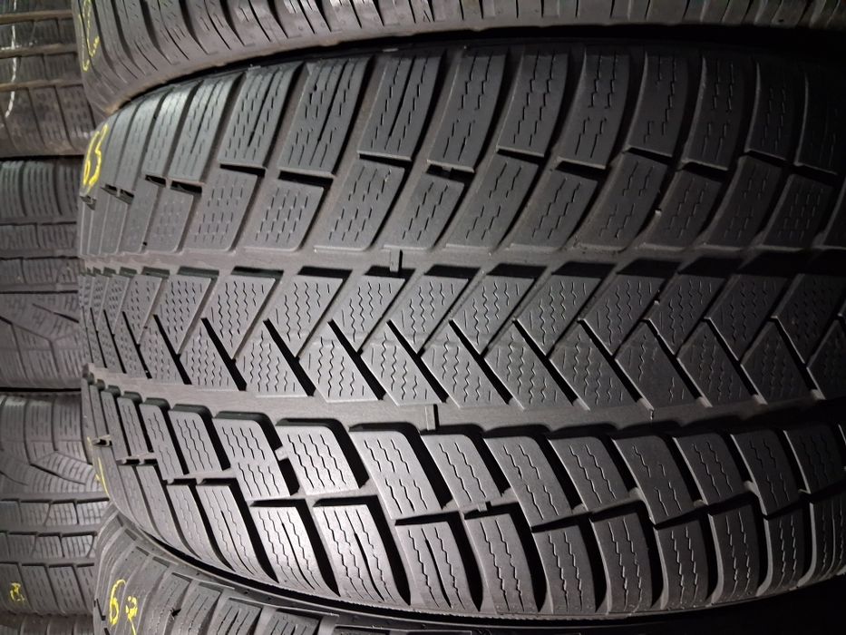 255/40 R18 Vredestein Wintrac ПАРА шини б/в зима