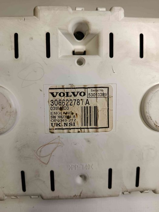 Quadrante / painel de instrumentos VOLVO V40 Combi (VW)