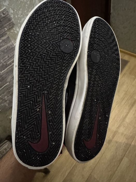 Кеди Снікерcи Nike Sb Check Solar Cnvs 843896-007