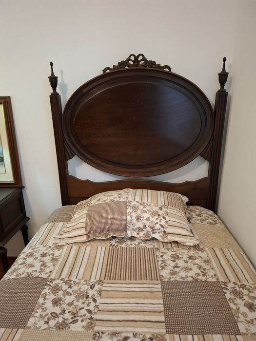 Mobilia de quarto completa antiga