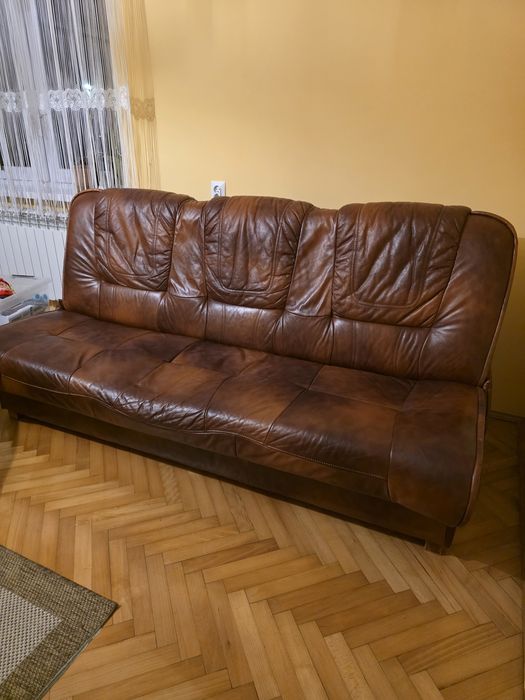 Kanapa+fotele skóra i 6x krzesła