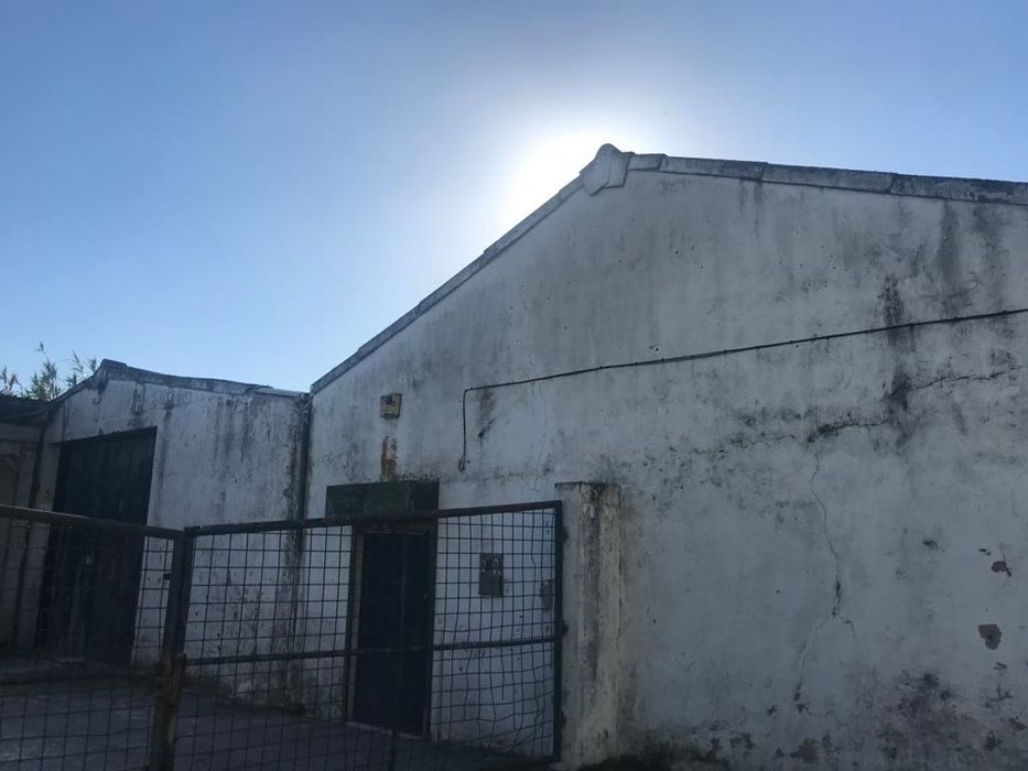 Arrenda-se Armazem 450m2