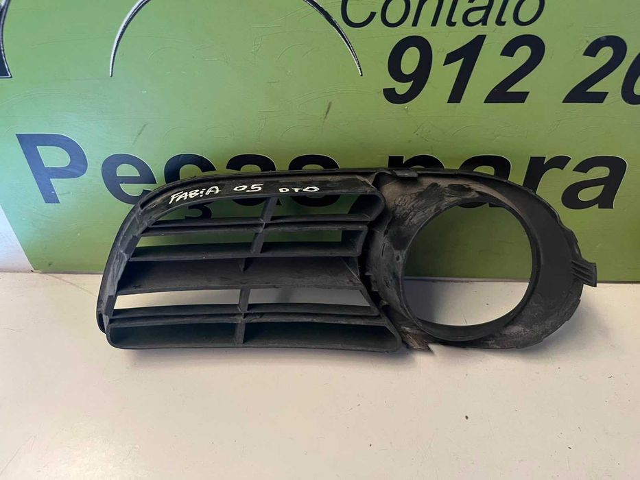 Skoda Fabia- Grelha Para Choque Frente - G232
