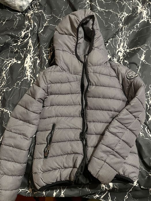 Куртка жіноча брендова