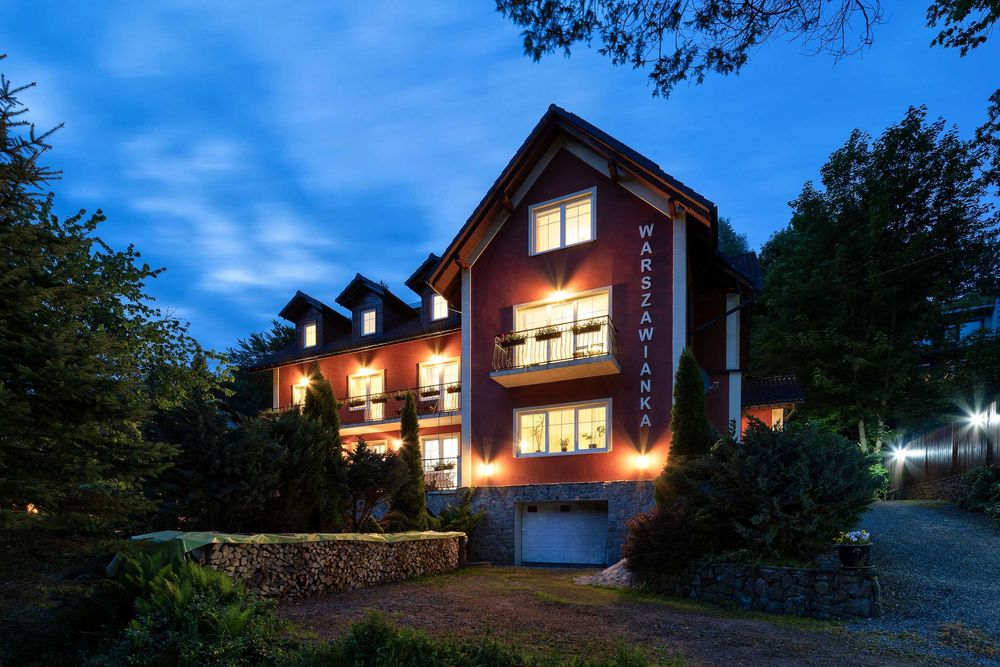 Willa Warszawianka-wygodne apartamenty i pokoje