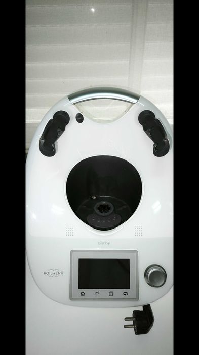 Bimby TM5 — Excelente estado + acessórios originais