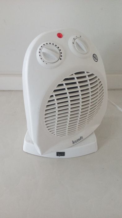 Termoventilador Kunft Rotativo.Como Novo 4 Fotos